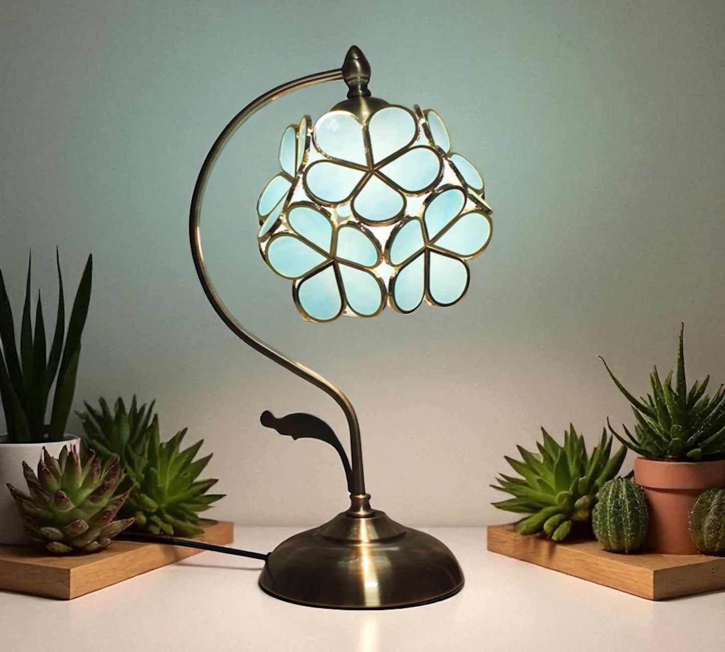 CDH Cherry Blossom Style Tiffany Table Lamp (12033B)