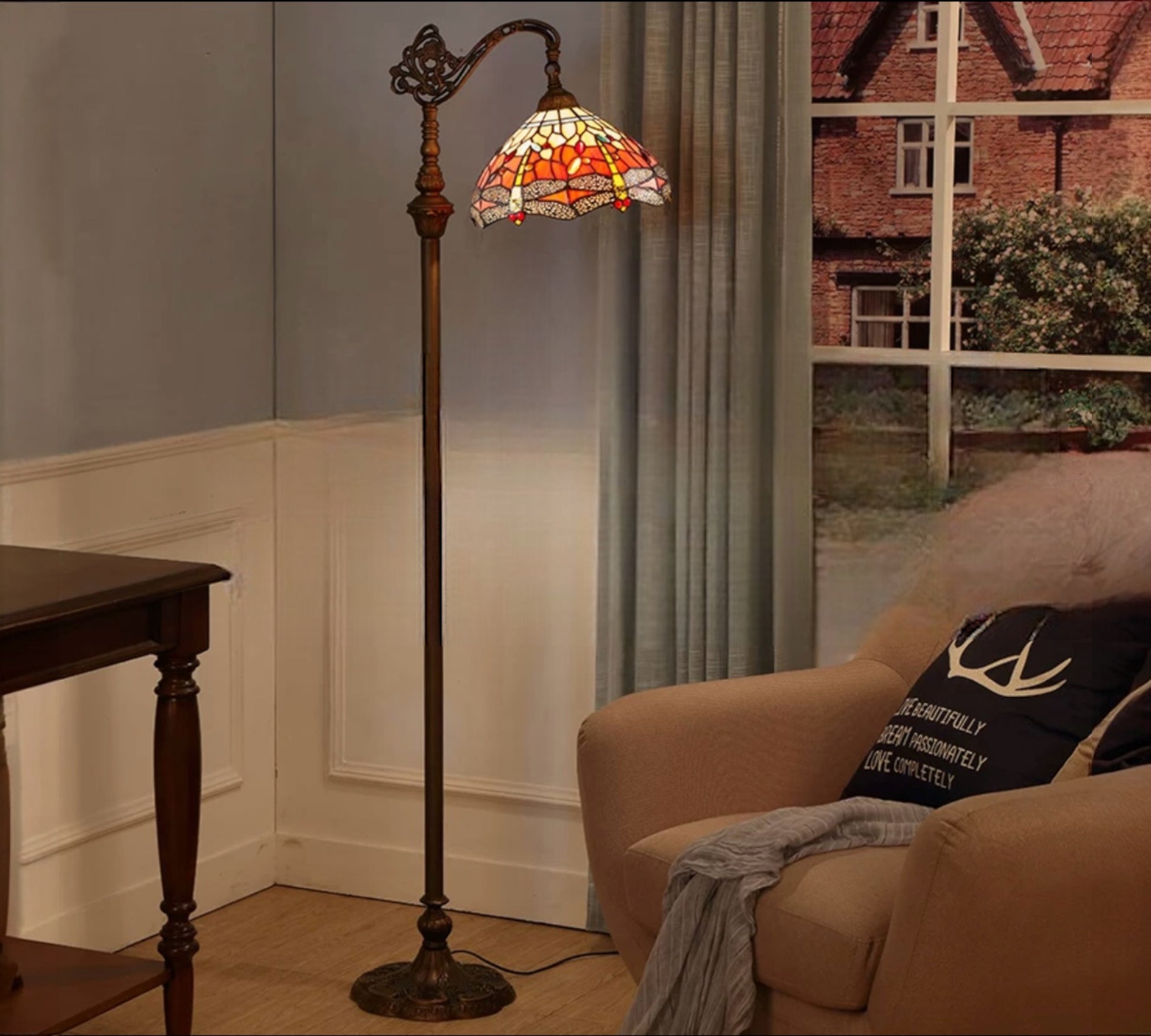CDH Tiffany Floor Lamp (12035F) 12" 30CM Shade