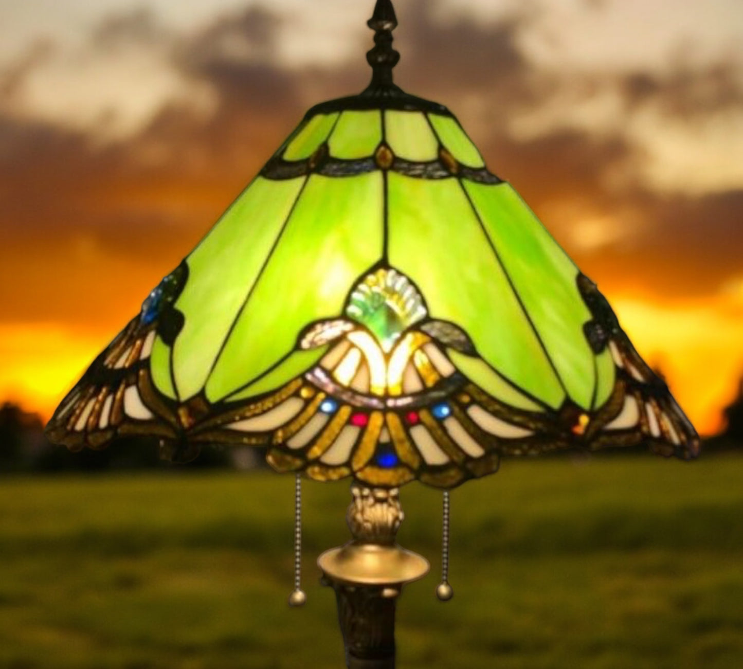 CDH Tiffany Floor Lamp (16001) 16" 40CM Shade