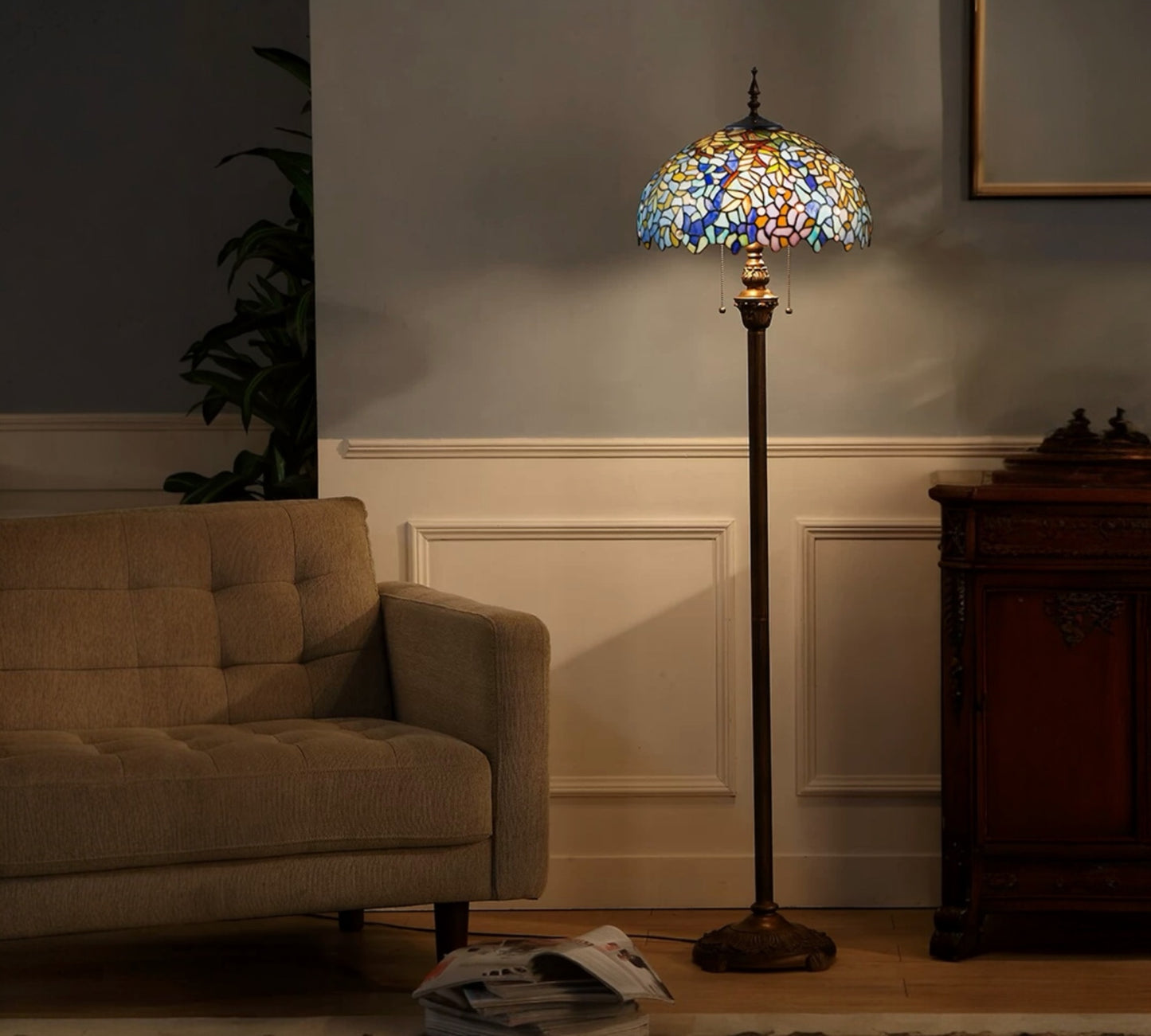 CDH Tiffany Floor Lamp (16038) 16" 40CM Shade