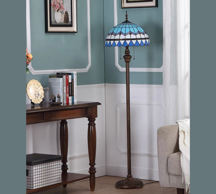 CDH Tiffany Floor Lamp (16101) 16" 40CM Shade