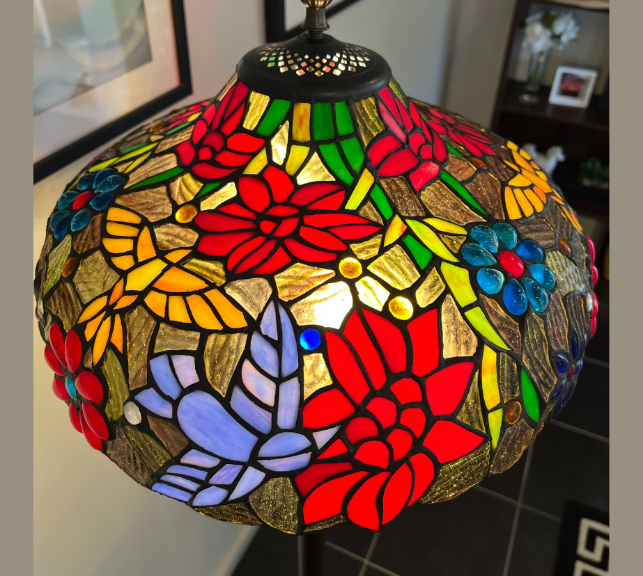 CDH Tiffany Floor Lamp (16111) 16" 40CM Shade