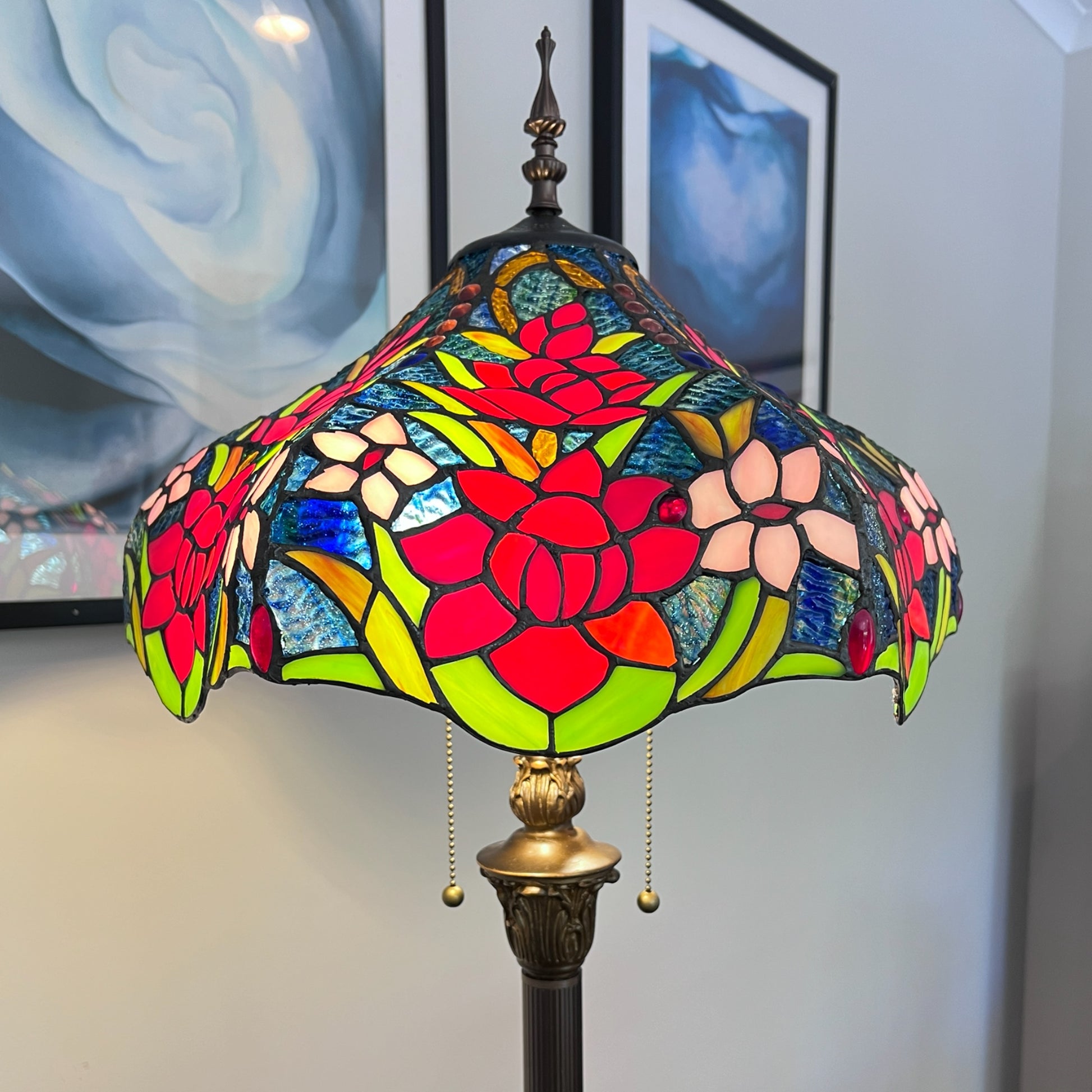 CDH Tiffany Floor Lamp (16118) 16" 40CM Shade