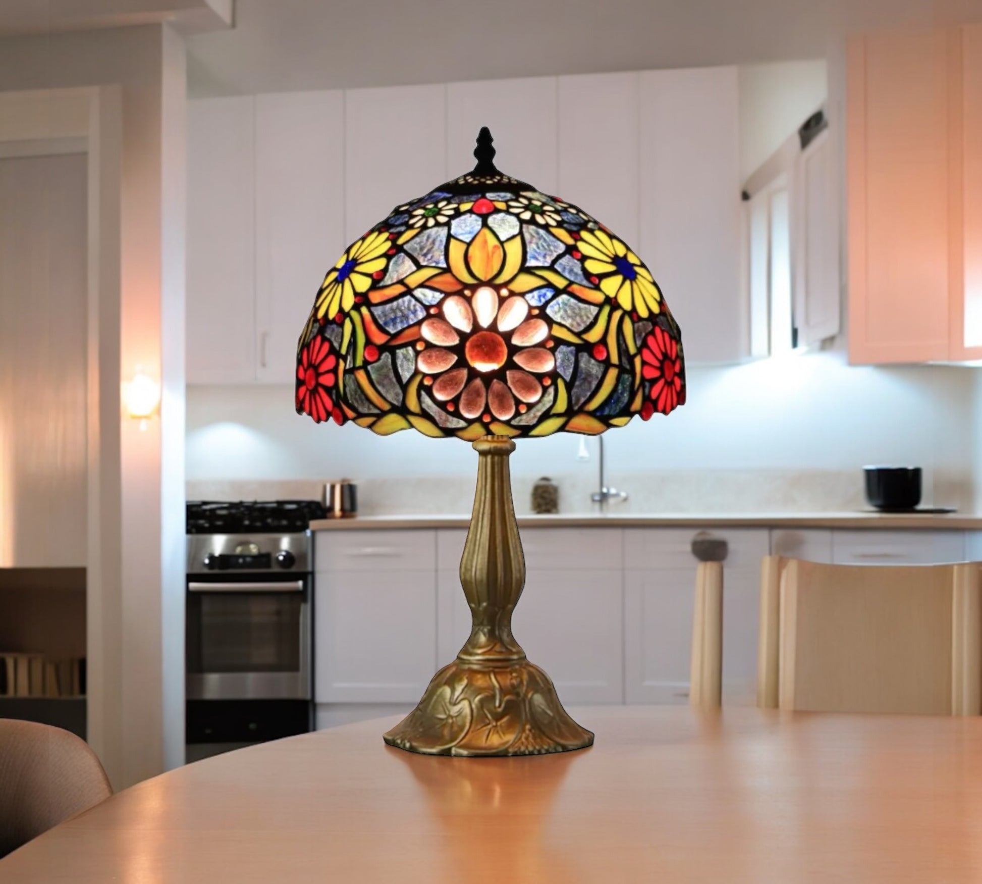 CDH 12" Tiffany Table Lamp (12096)
