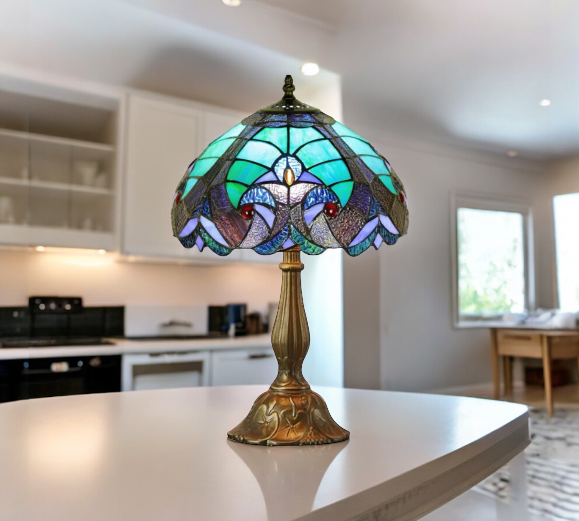 CDH 12" Tiffany Table Lamp (12013)
