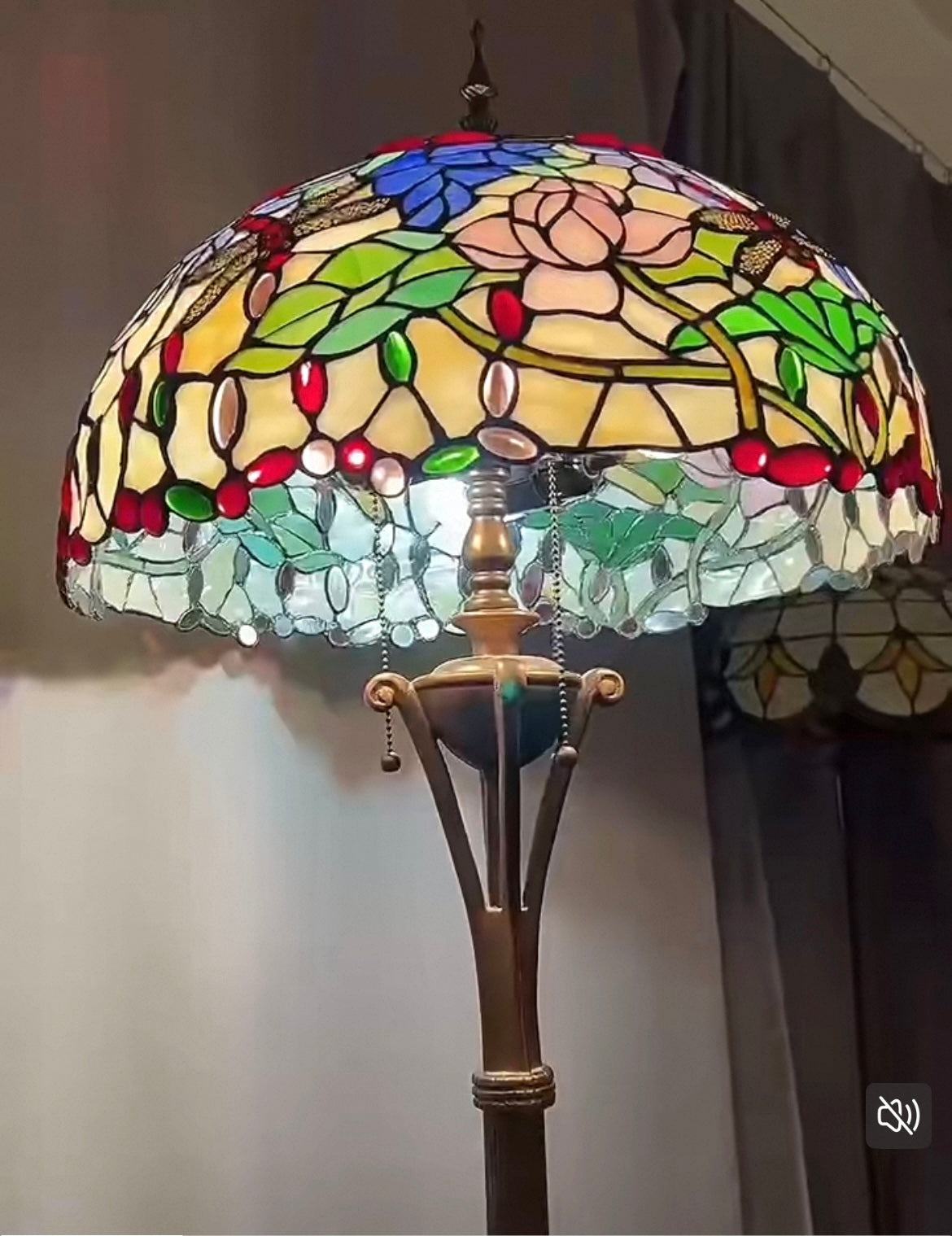 CDH Tiffany Floor Lamp Base 175cm high with 3-bulb light fitting (17005)