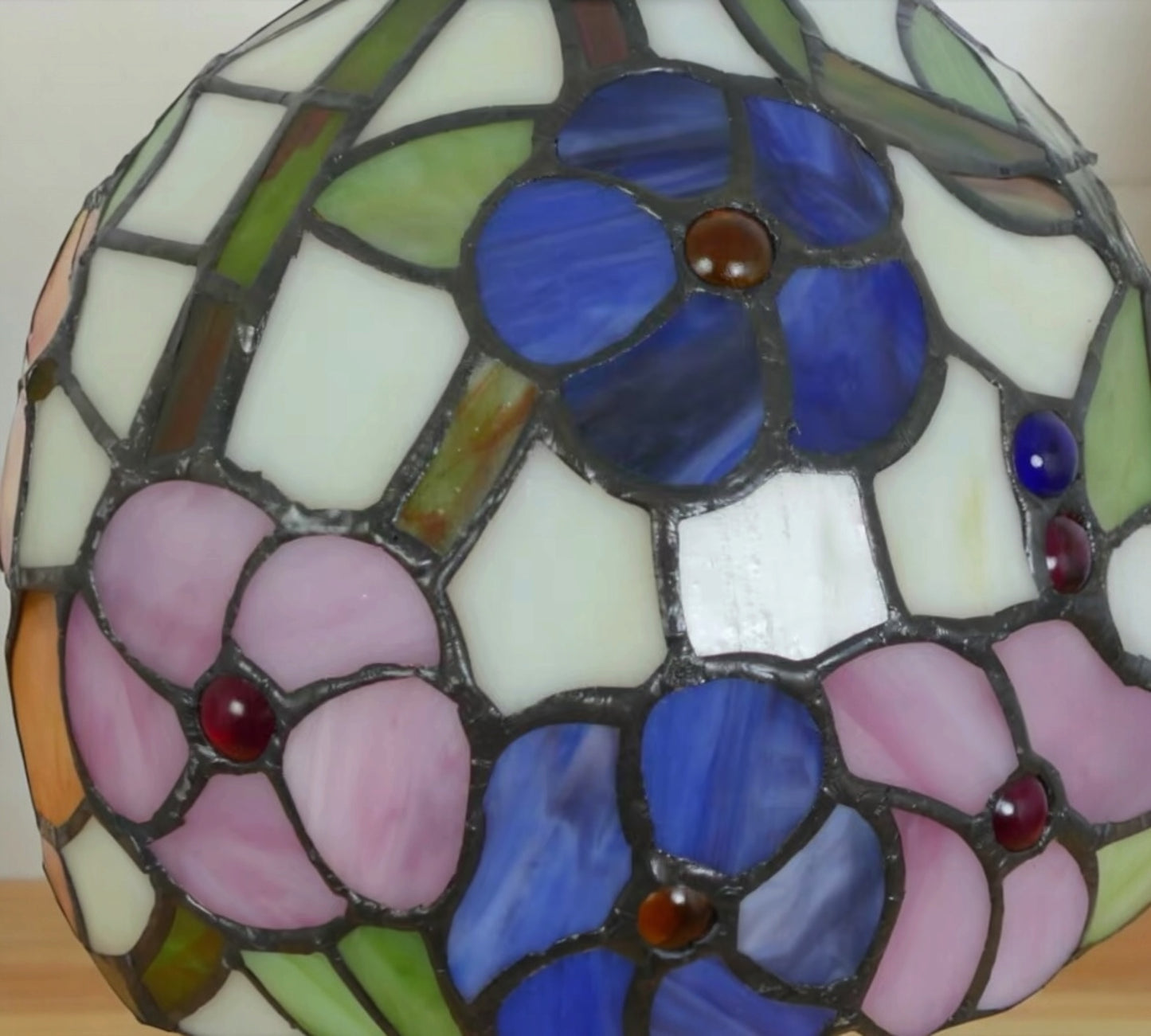 CDH 10" Tiffany Table Lamp with 20cm Shade (11002S)