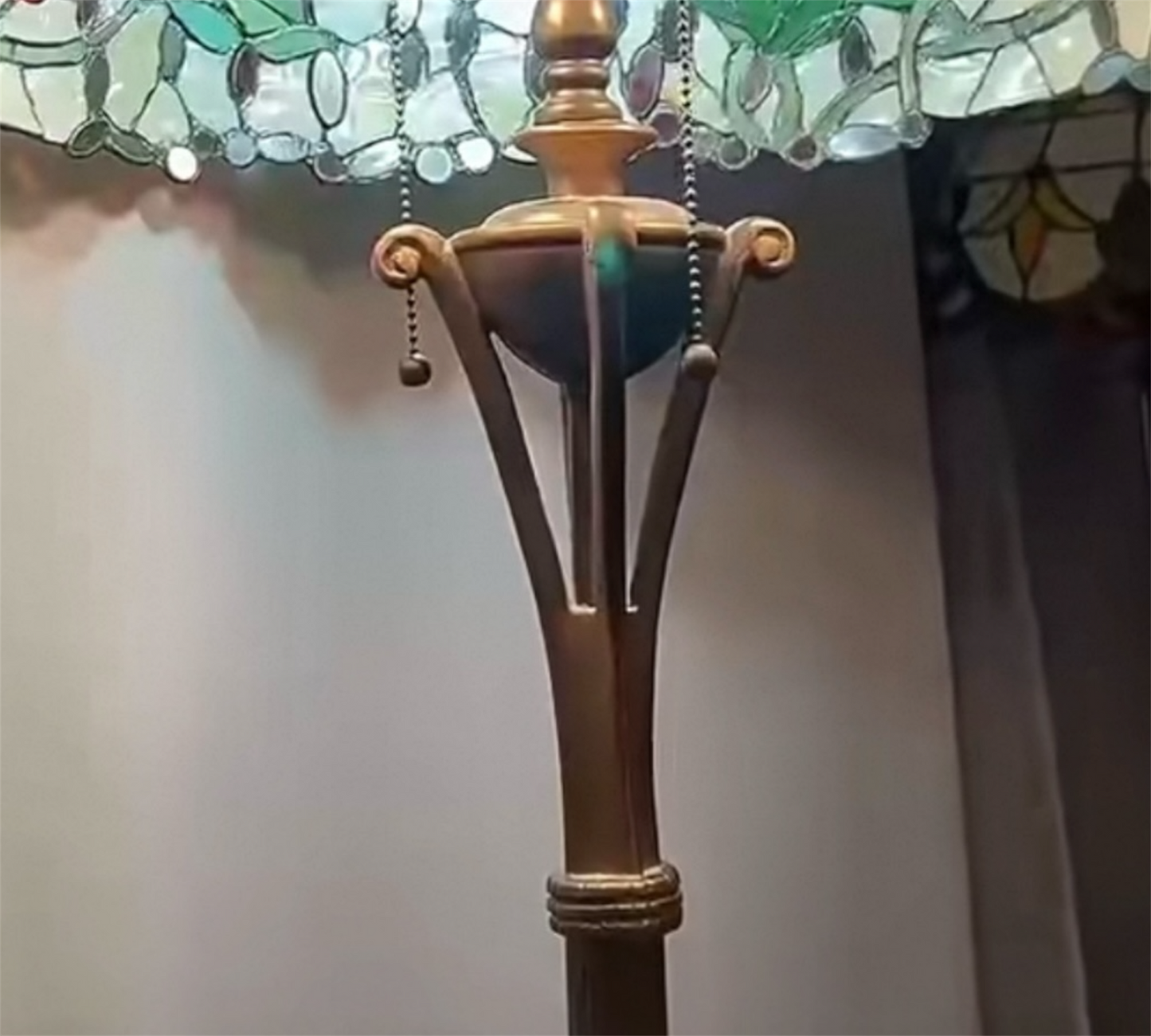 CDH Tiffany Floor Lamp Base 170cm high with 3 bulbs fittings (17005)