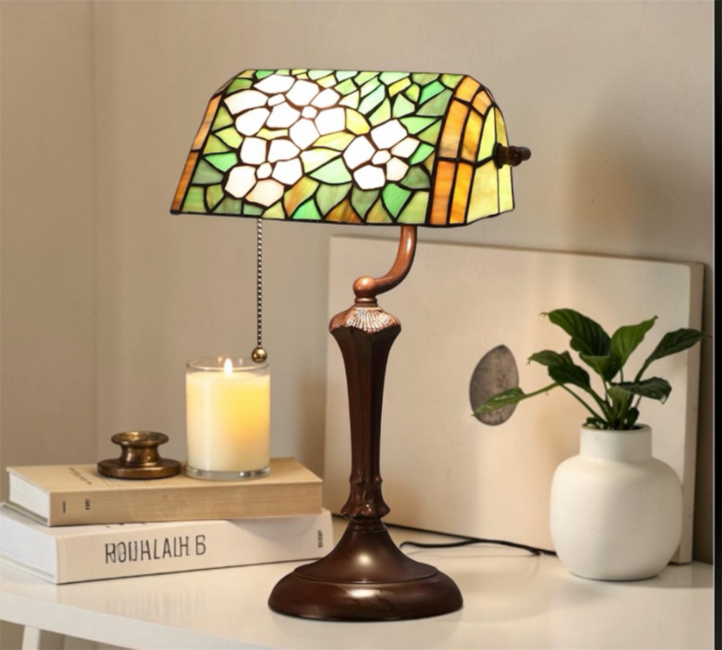 CDH Tiffany Reading Table Lamp with 26cm Shade (12044)