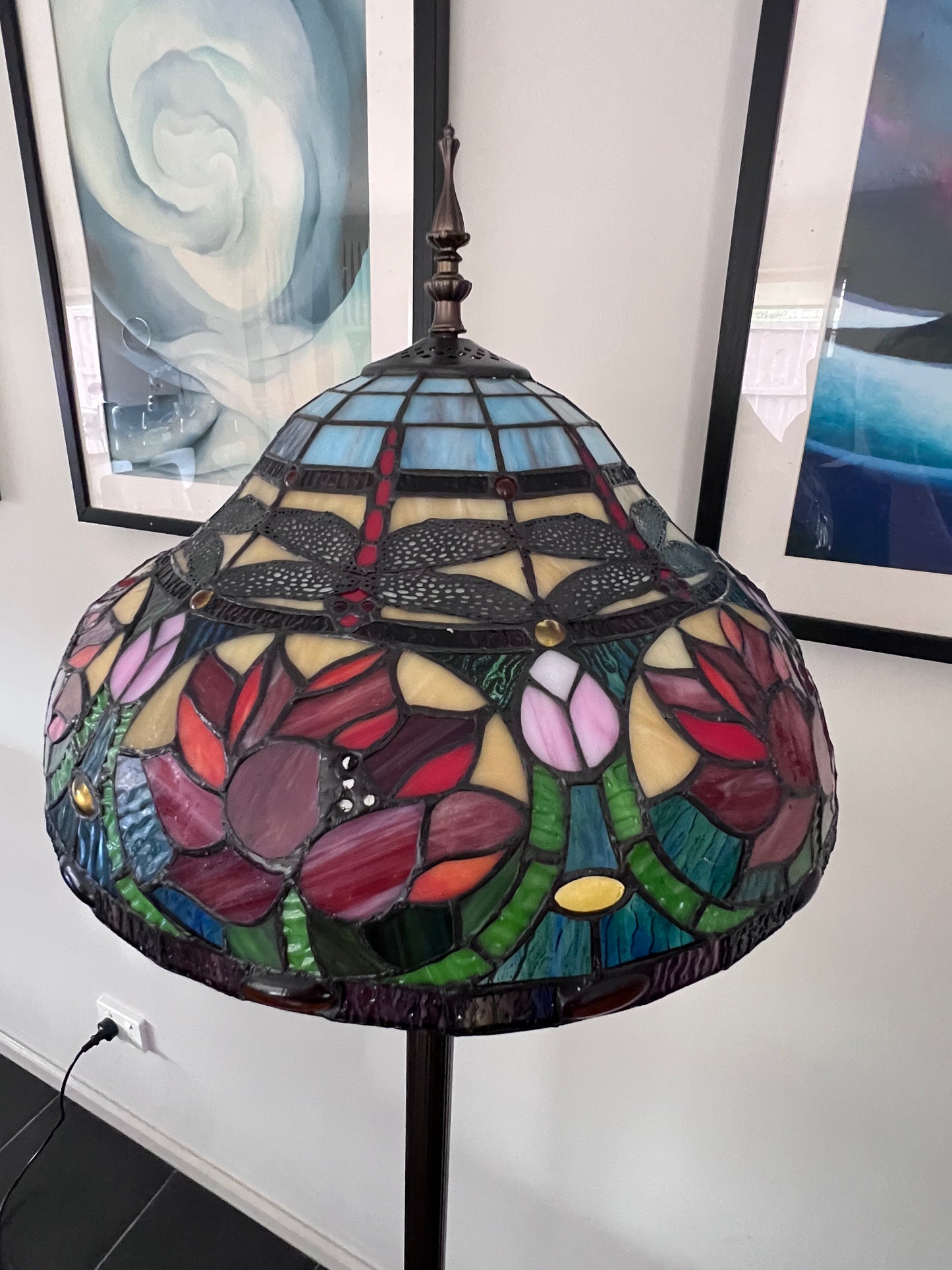 CDH Tiffany Floor Lamp (16006F) 16" 40CM Shade