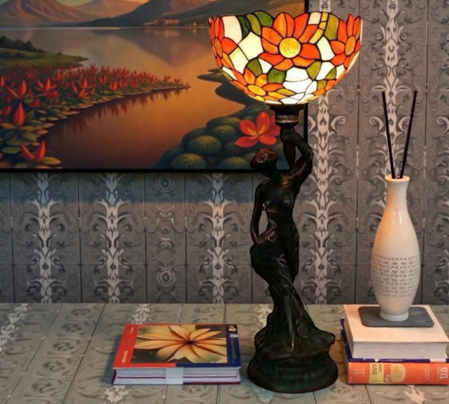 CDH 12" Tiffany Table Lamp (13105)
