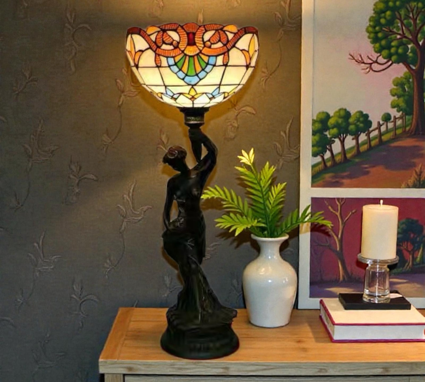 CDH 12" Tiffany Table Lamp (13100)
