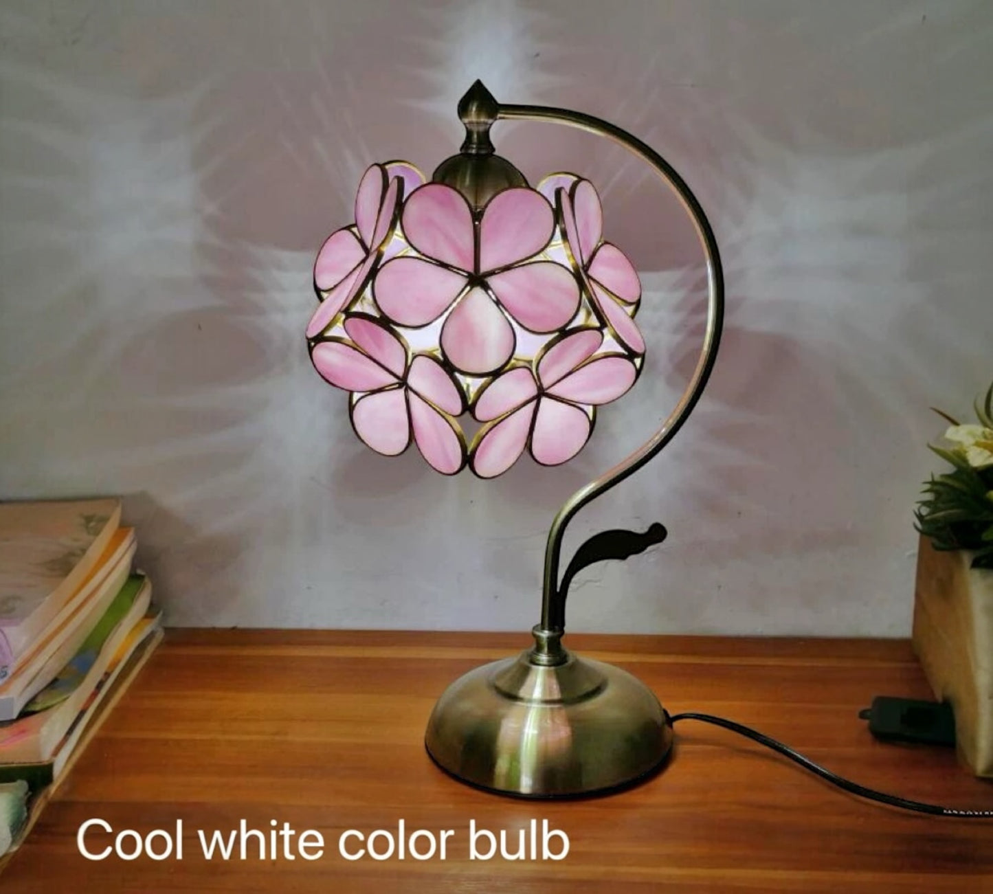 CDH Cherry Blossom Style Tiffany Table Lamp (12033A)