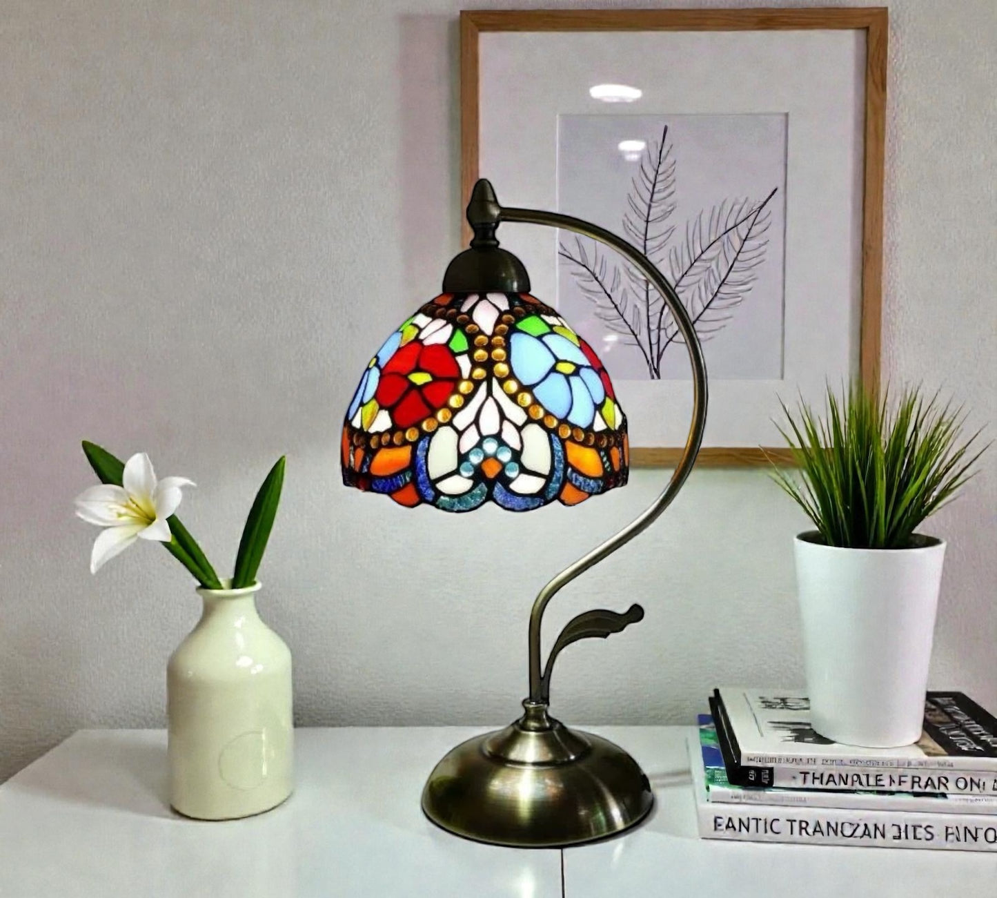 CDH Tiffany Table Lamp with 20cm Shade (15030M)