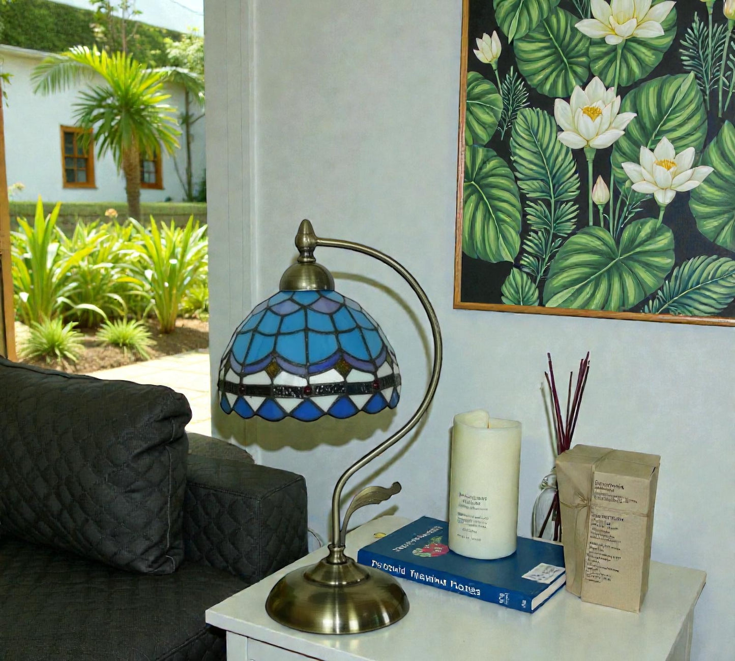 CDH Tiffany Table Lamp with 20cm Shade (12101M)
