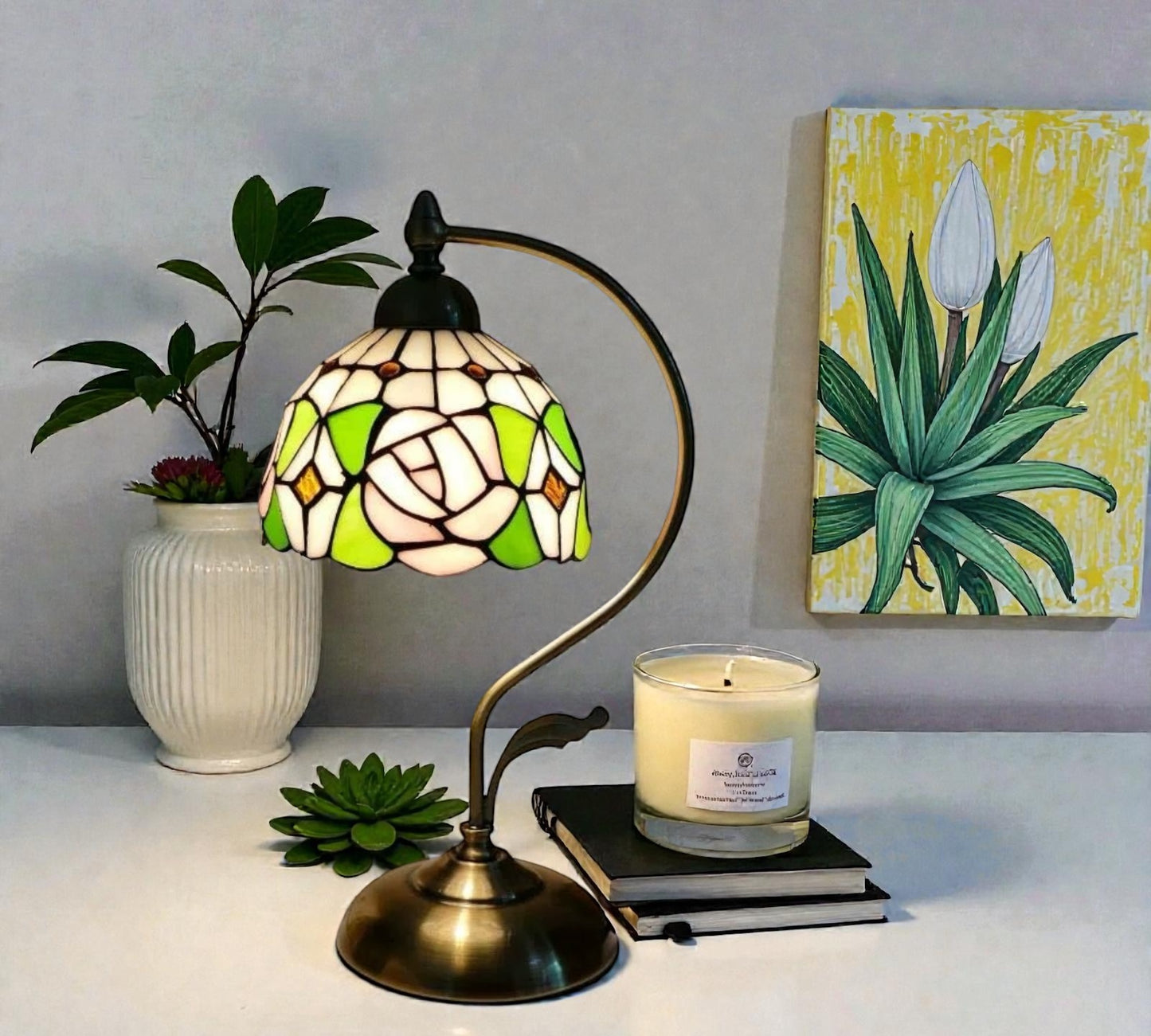 CDH Tiffany Table Lamp with 20cm Shade (11004M)