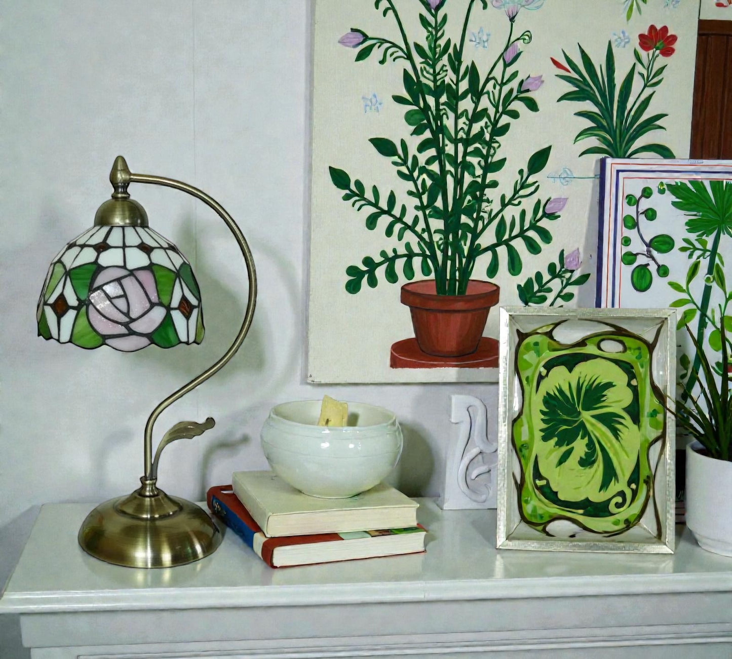 CDH Tiffany Table Lamp with 20cm Shade (11004M)