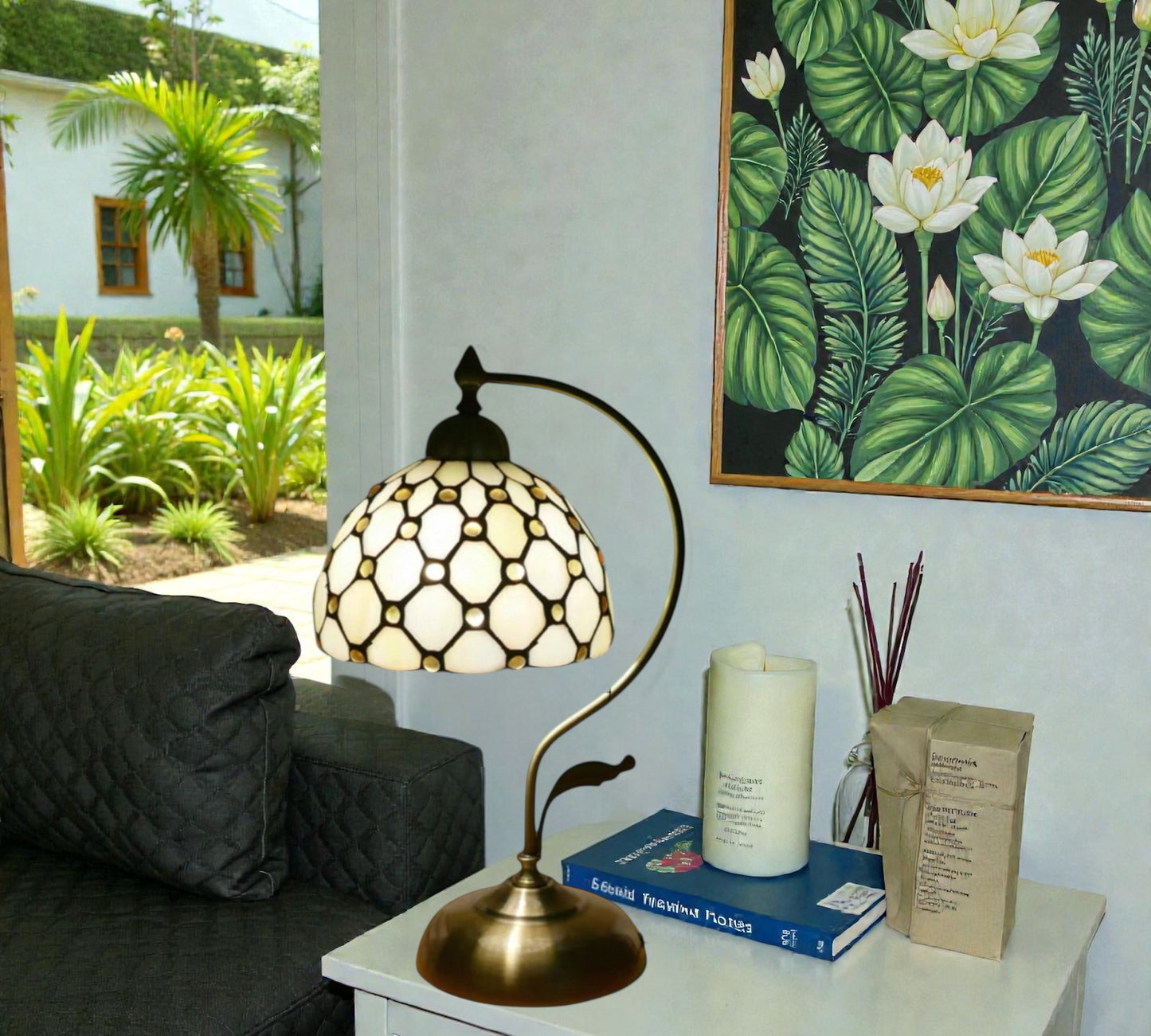 CDH Tiffany Table Lamp with 20cm Shade (12021M)