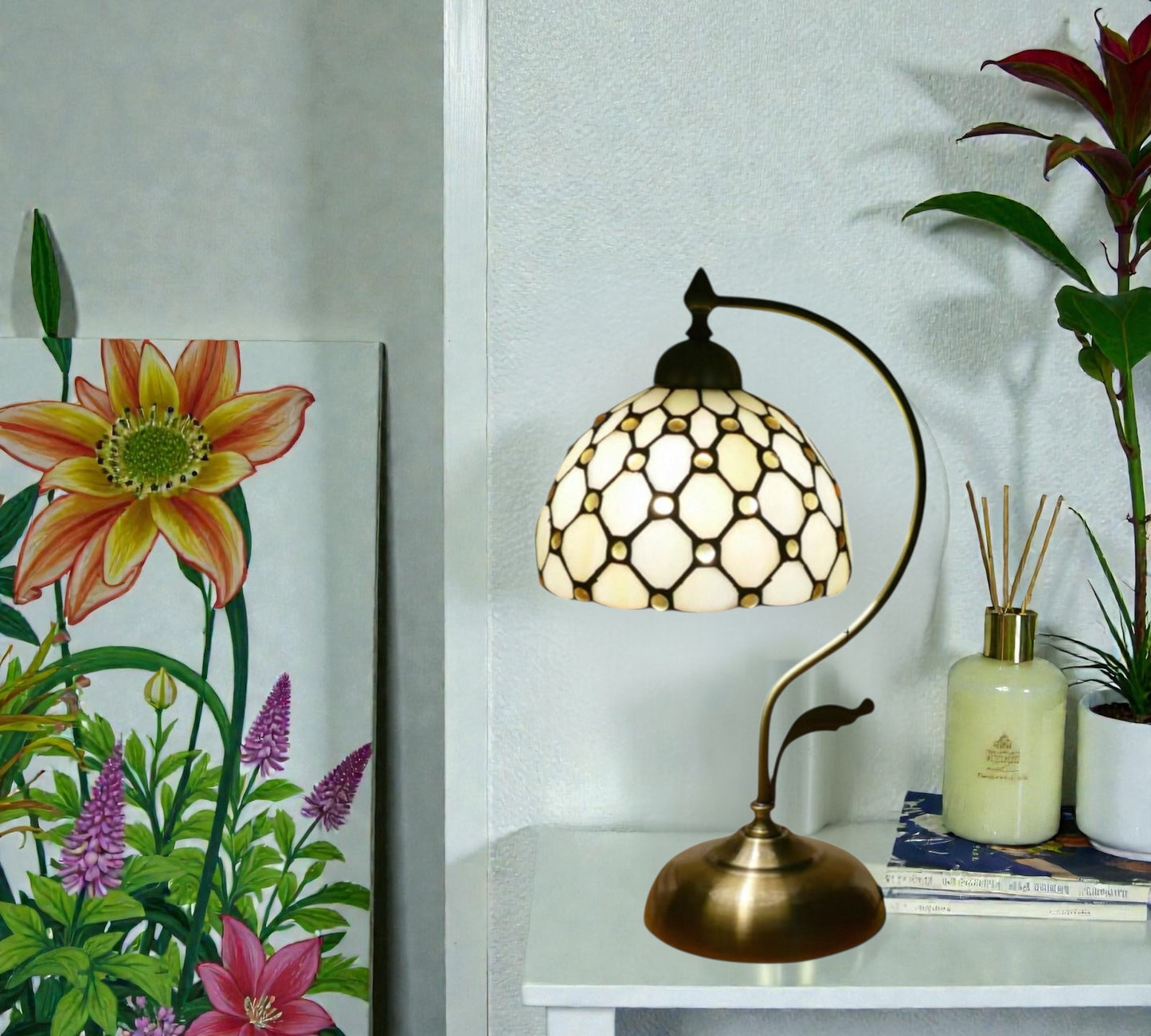 CDH Tiffany Table Lamp with 20cm Shade (12021M)
