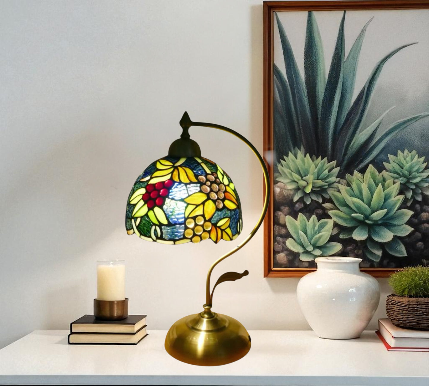 CDH Tiffany Table Lamp with 20cm Shade (15020M)