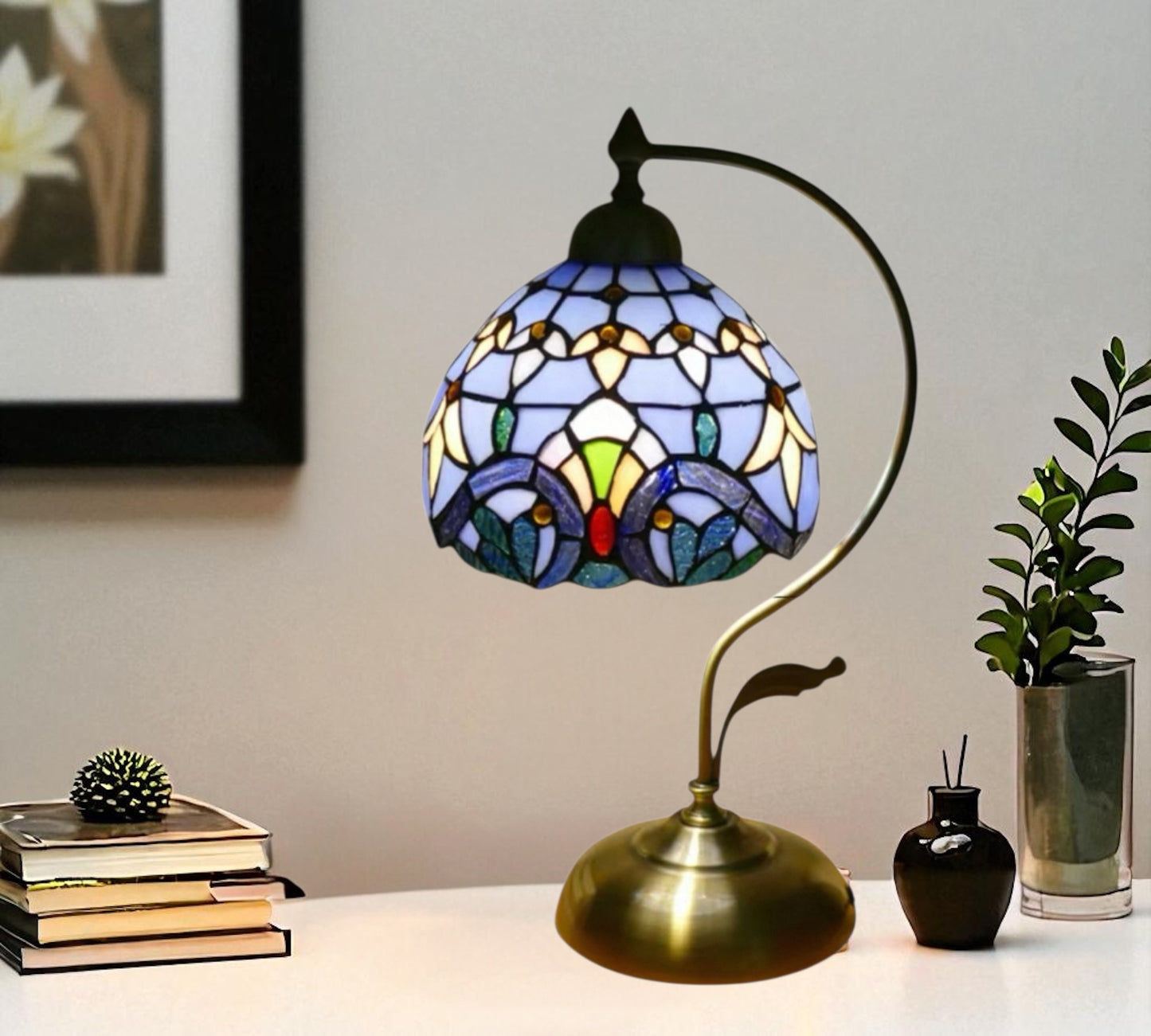 CDH Tiffany Table Lamp with 20cm Shade (15008M)