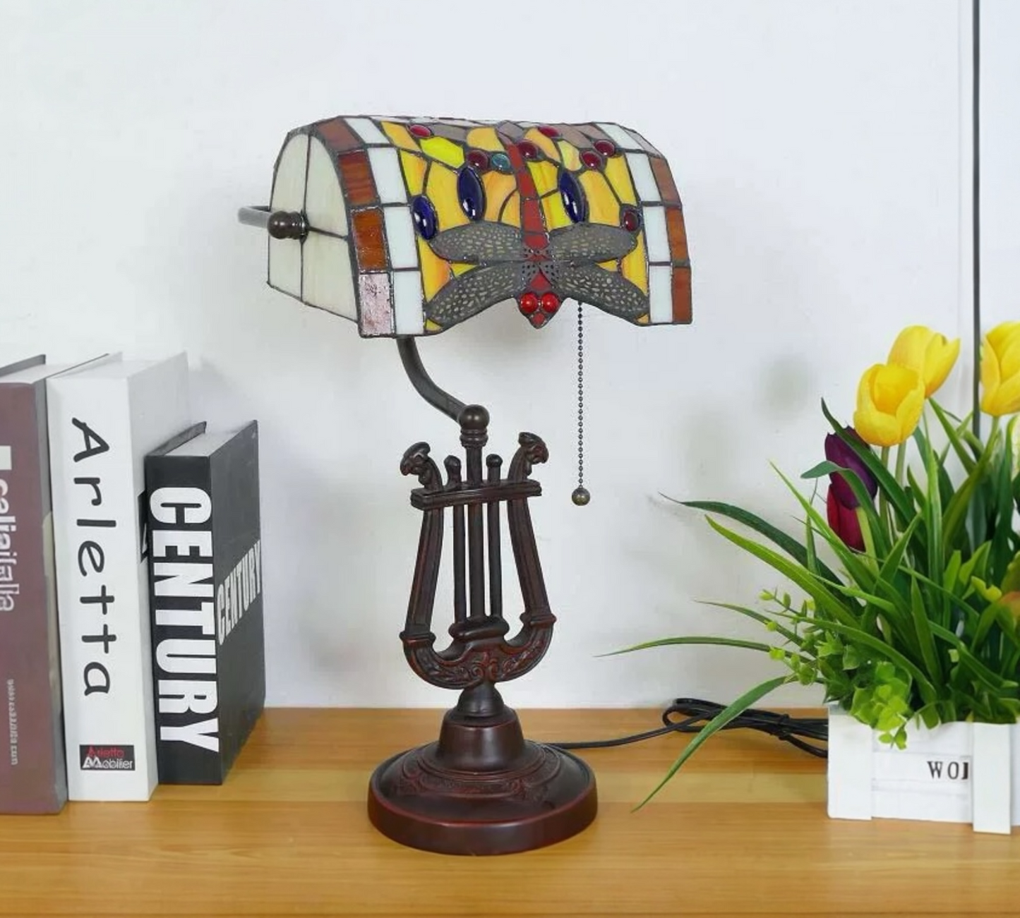 CDH Tiffany Reading Table Lamp with 26cm Shade (12047)