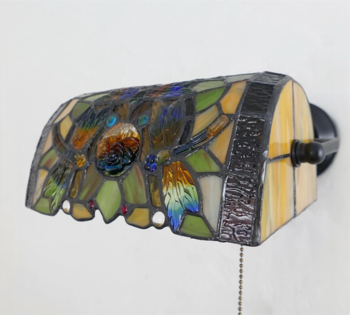 CDH Tiffany Wall Lights with 26cm Shade (12048W)