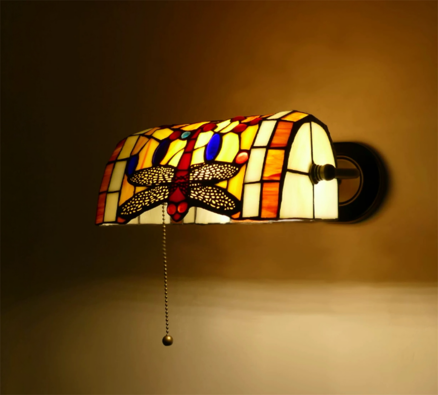CDH Tiffany Wall Lights with 26cm Shade (12035W)