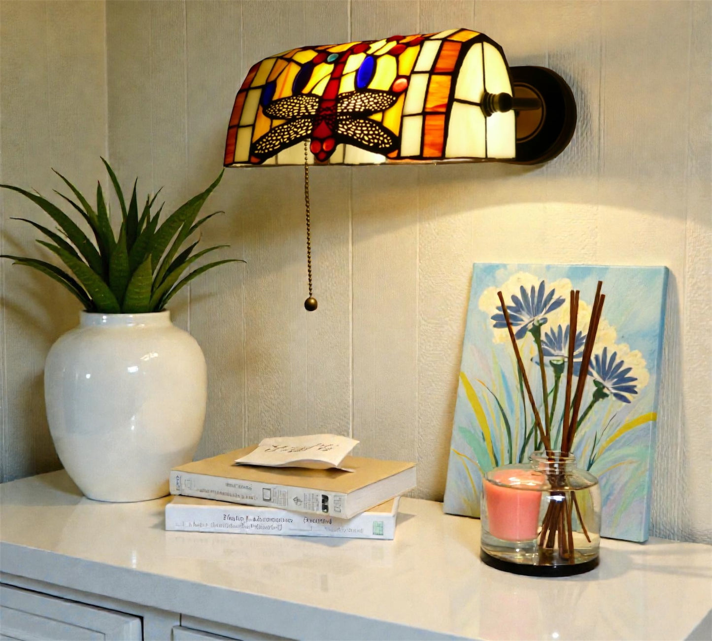 CDH Tiffany Wall Lights with 26cm Shade (12035W)
