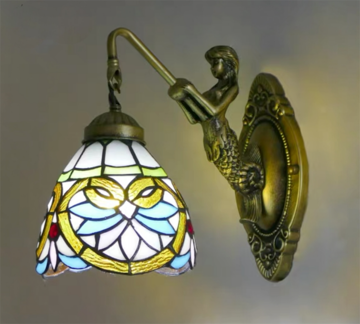 CDH Tiffany Wall Lights with 15cm Shade (12045Q)