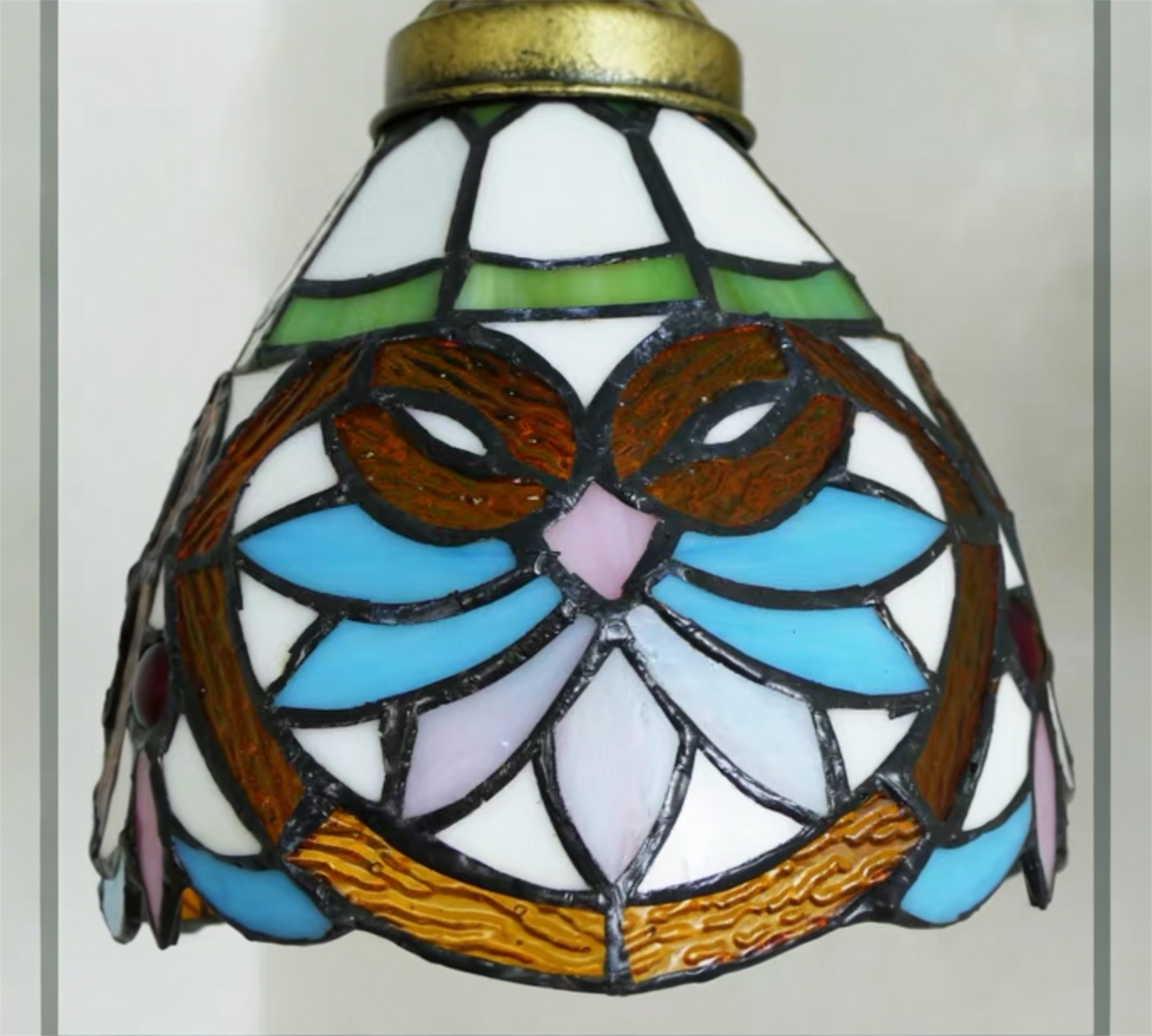 CDH Tiffany Wall Lights with 15cm Shade (12045Q)