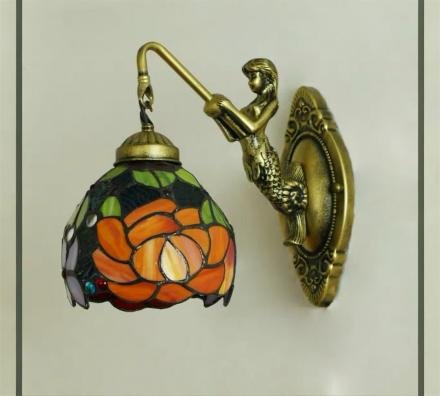 CDH Tiffany Wall Lights with 15cm Shade (15013Q)