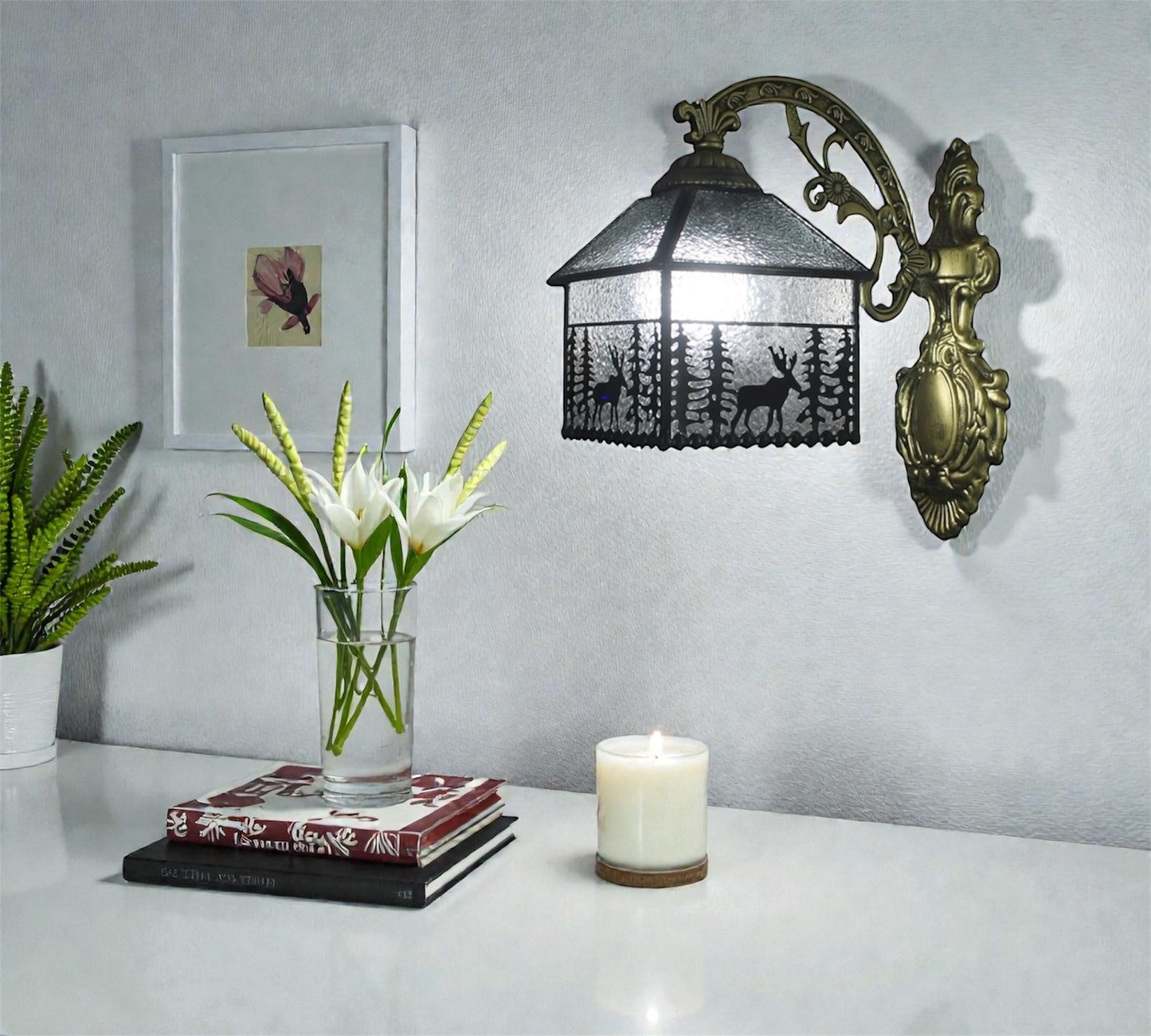 CDH Tiffany Wall Lights with 13cm Shade (15014Q)