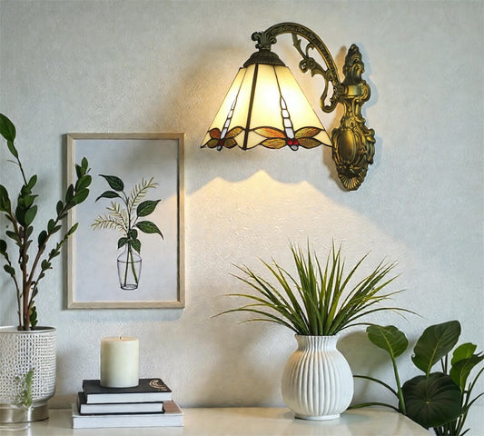 CDH Tiffany Wall Lights with 16cm Shade (15033Q)