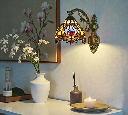 CDH Tiffany Wall Lights with 19cm Shade (12011W)