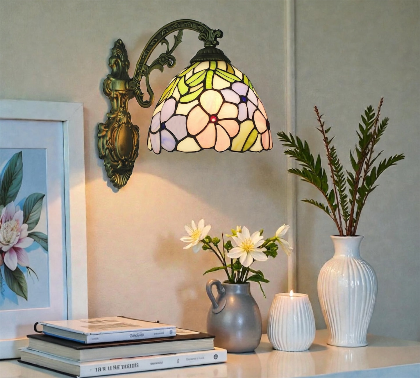 CDH Tiffany Wall Lights with 20cm Shade (12098W)