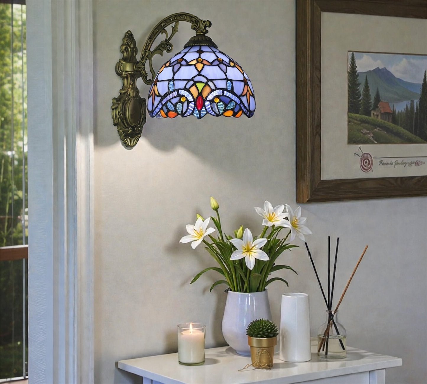 CDH Tiffany Wall Lights with 20cm Shade (15008W)