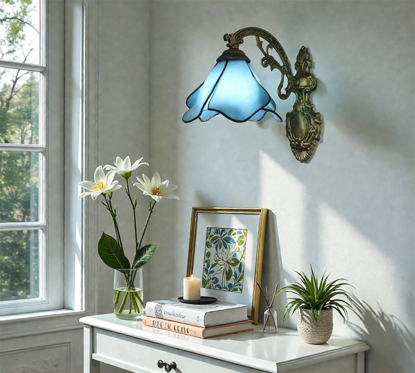 CDH Tiffany Wall Lights with 20cm Shade (12034TW)