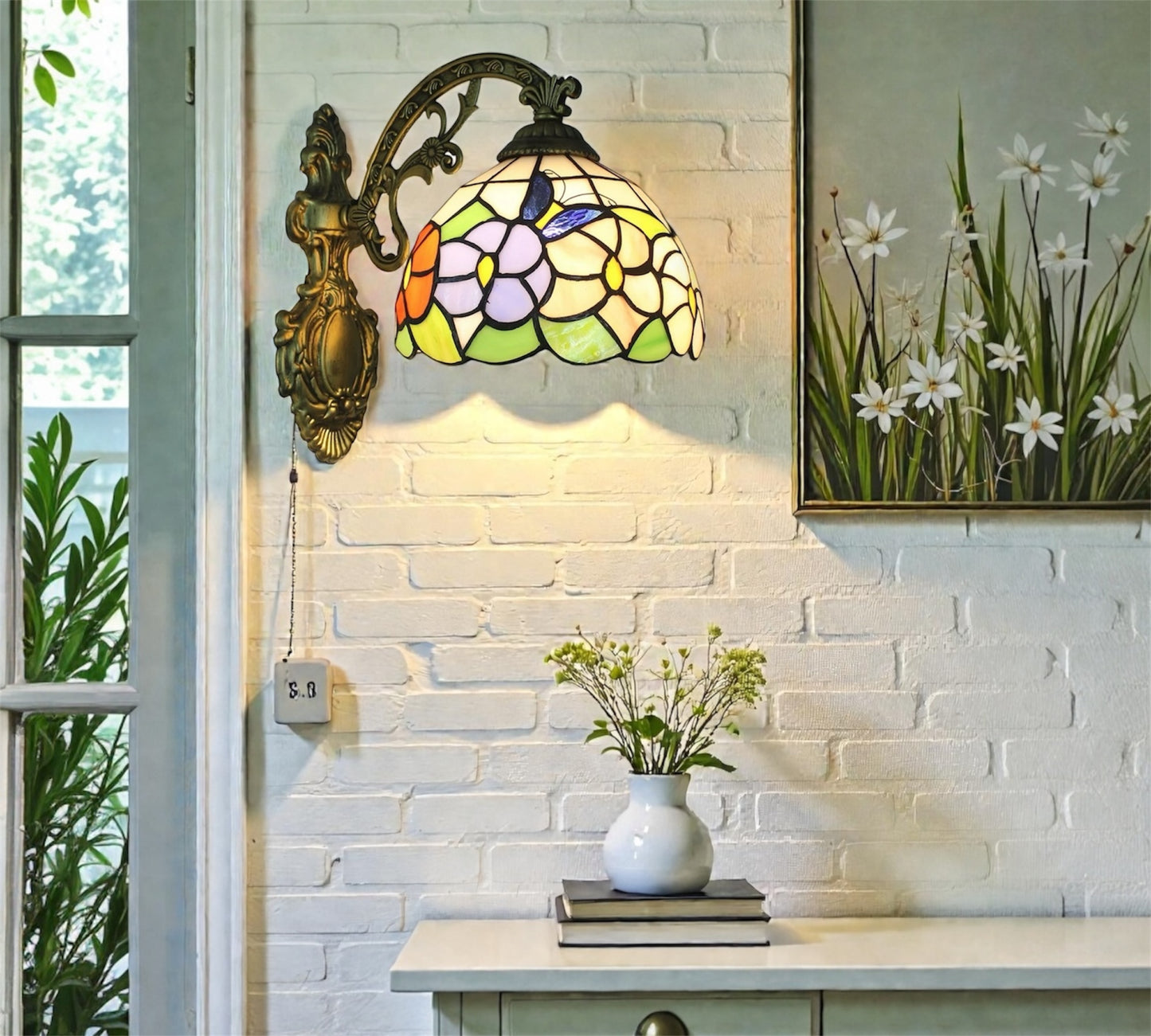 CDH Tiffany Wall Lights with 20cm Shade (12704W)