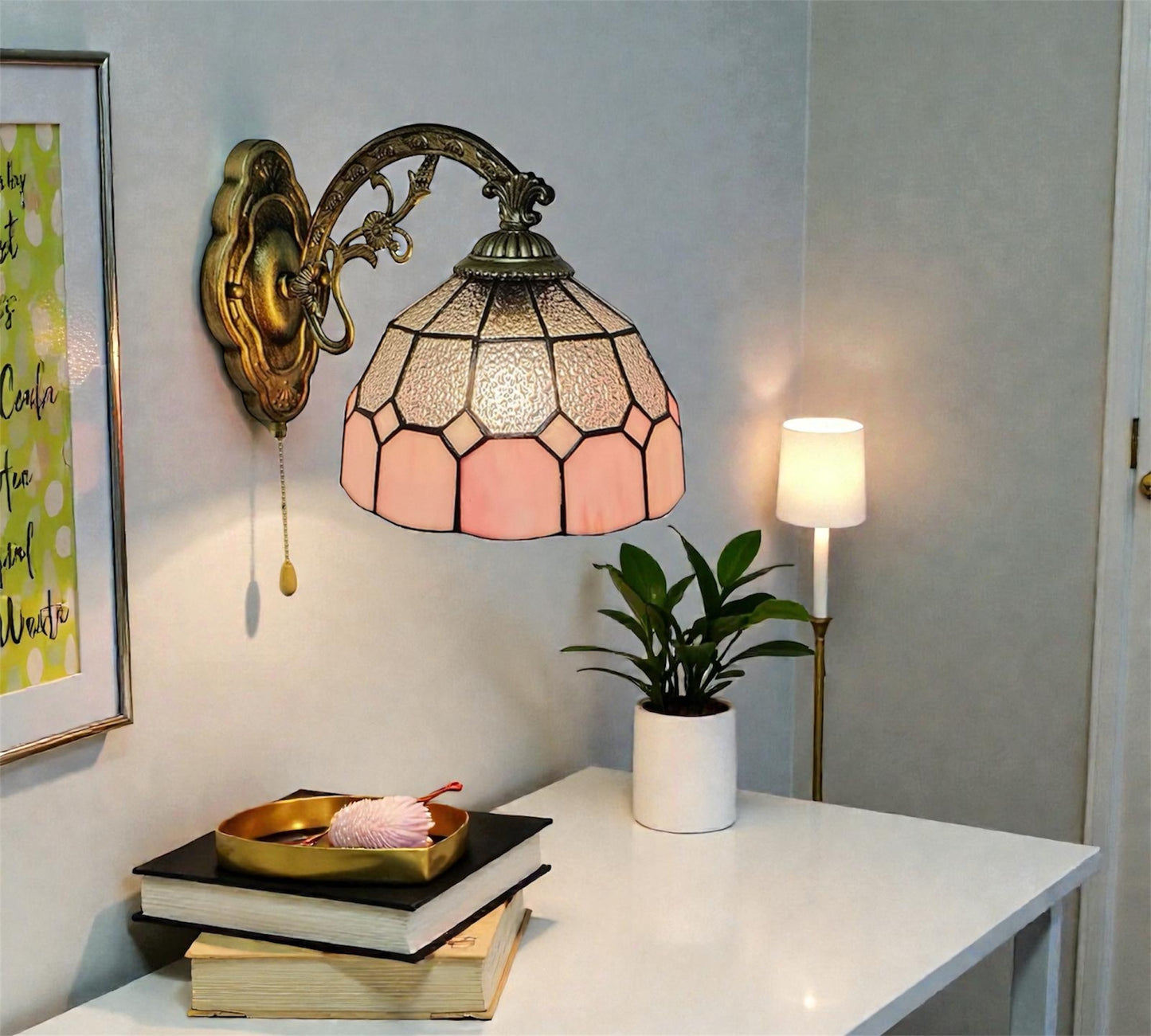 CDH Tiffany Wall Lights with 20cm Shade (26006PW)