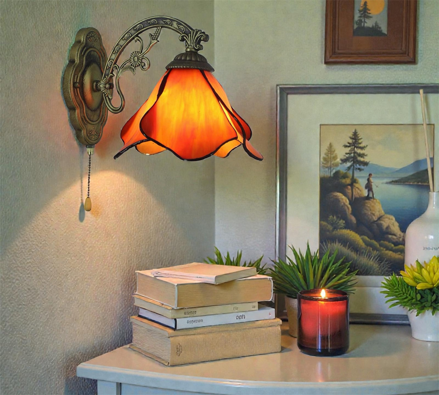 CDH Tiffany Wall Lights with 20cm Shade (12034OW)