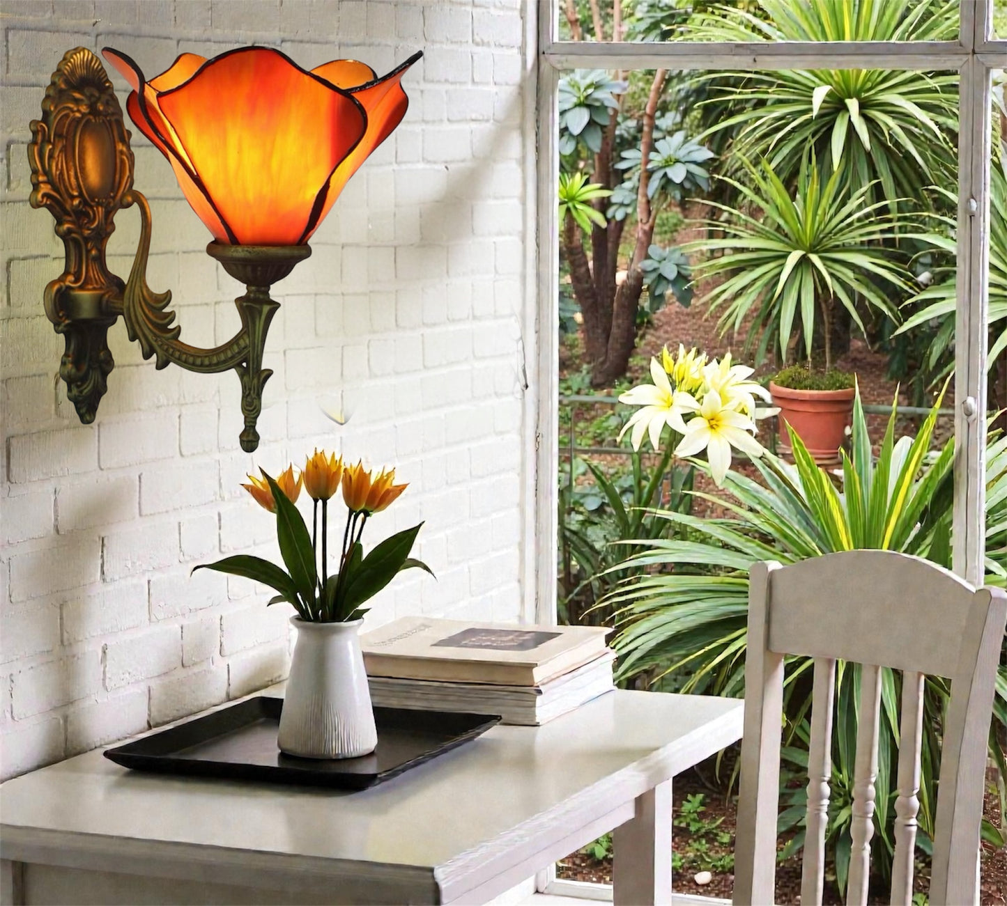 CDH Tiffany Wall Lights with 20cm Shade (12034OW1)