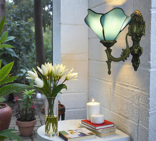 CDH Tiffany Wall Lights with 20cm Shade (12034AW)