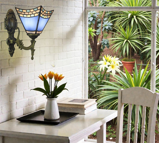 CDH Tiffany Wall Lights with 15cm Shade (26016W2)