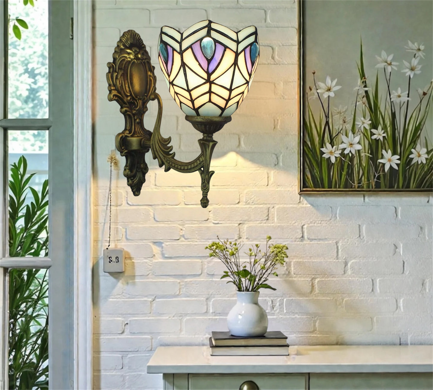 CDH Tiffany Wall Lights with 15cm Shade (15036WU)