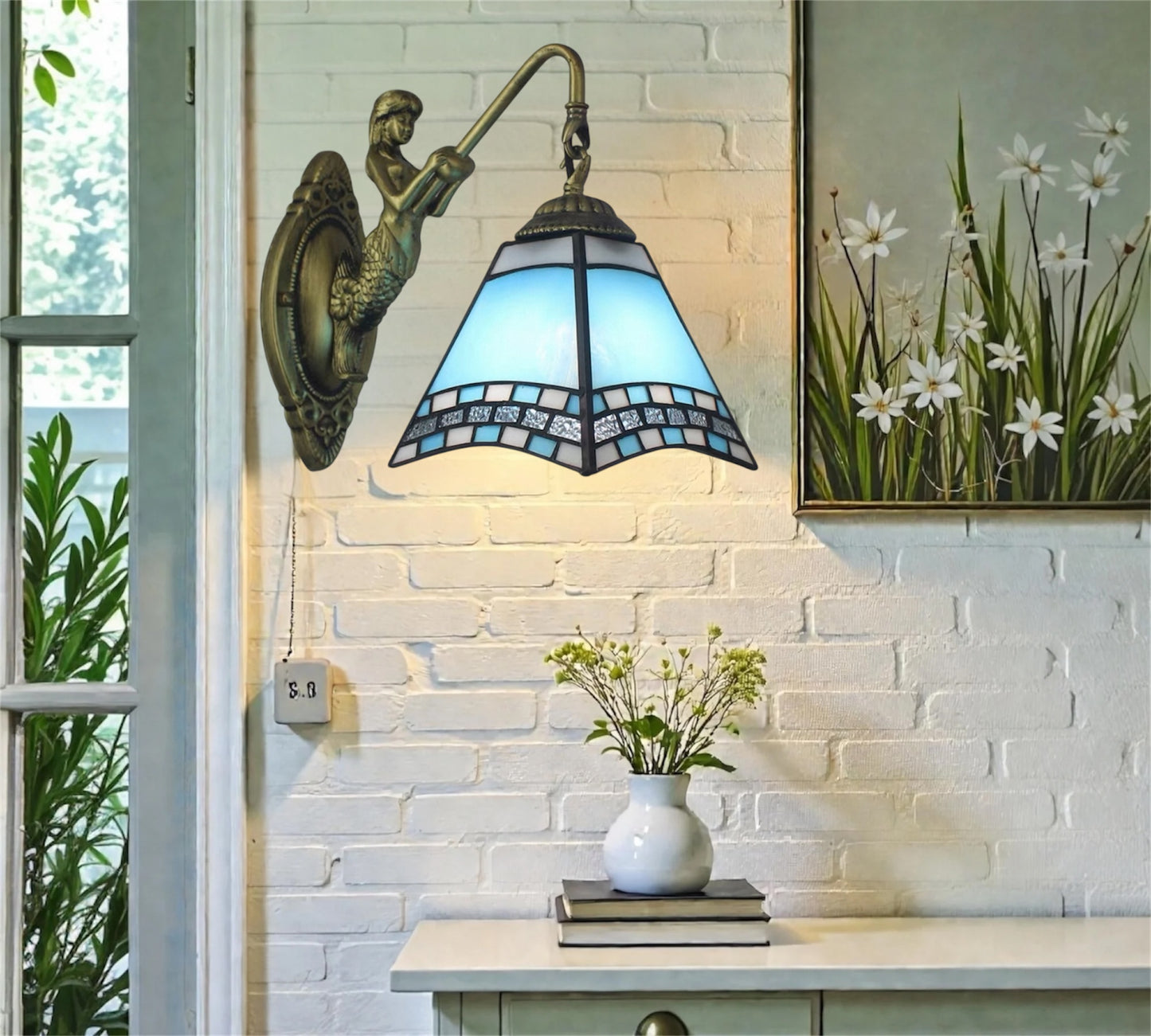 CDH Tiffany Wall Lights with 15cm Shade (26016RW2)