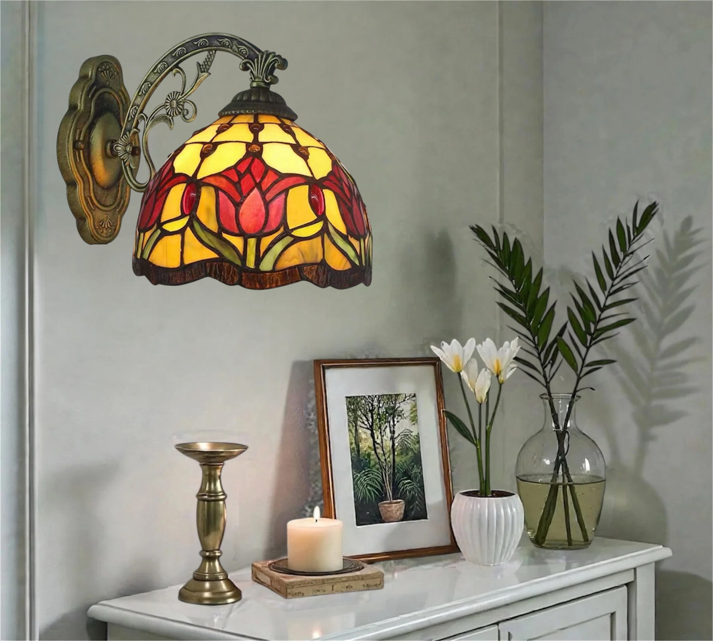 CDH Tiffany Wall Lights with 20cm Shade (12009RW)