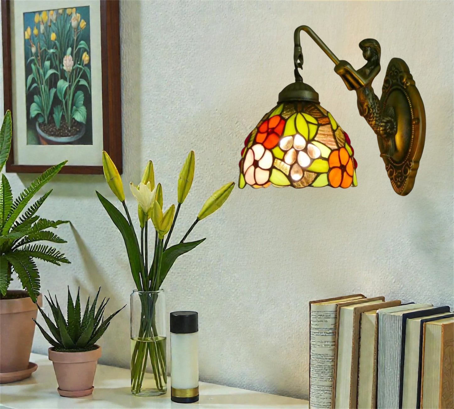 CDH Tiffany Wall Lights with 15cm Shade (12083Q)