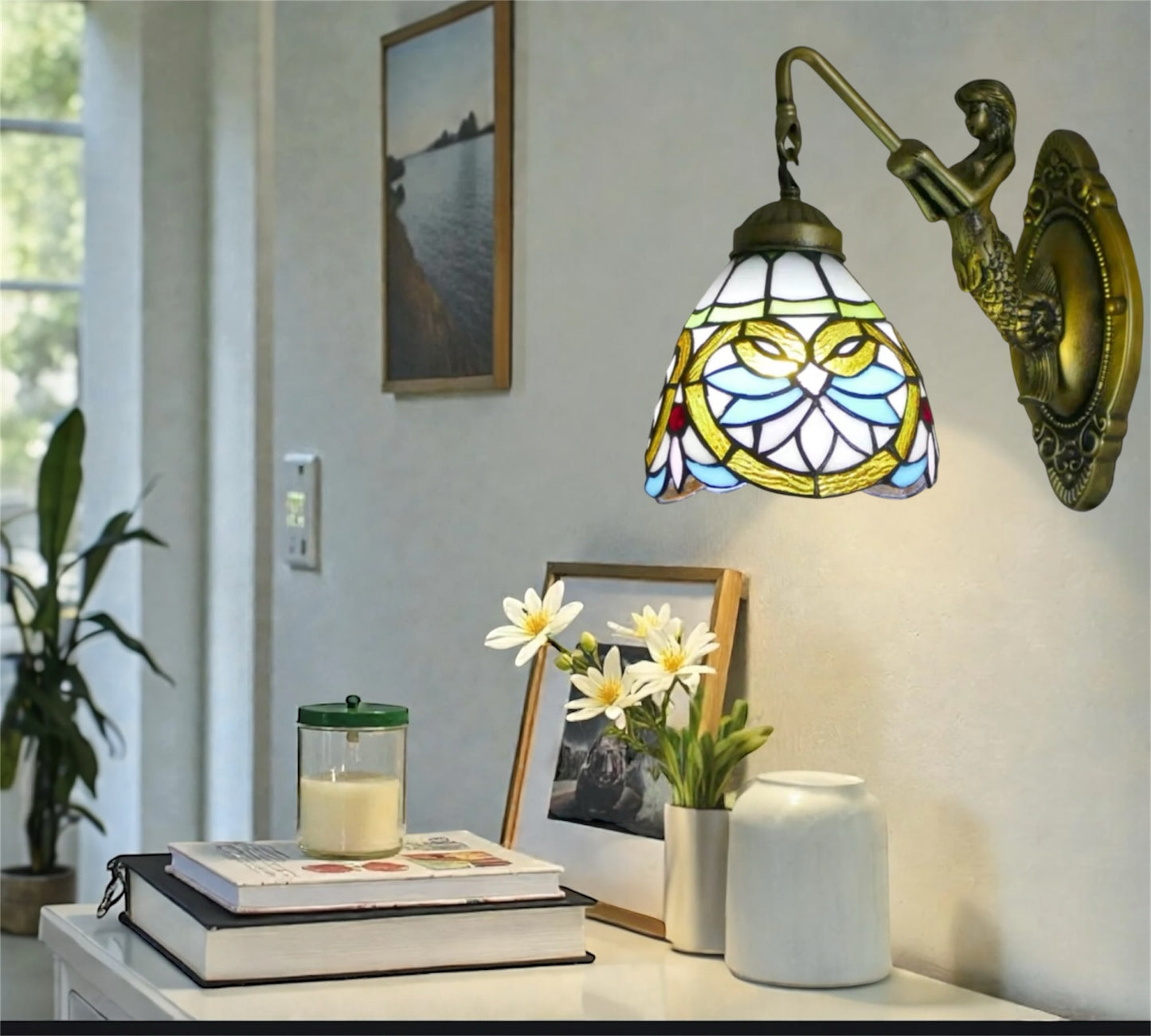 CDH Tiffany Wall Lights with 15cm Shade (12045Q)