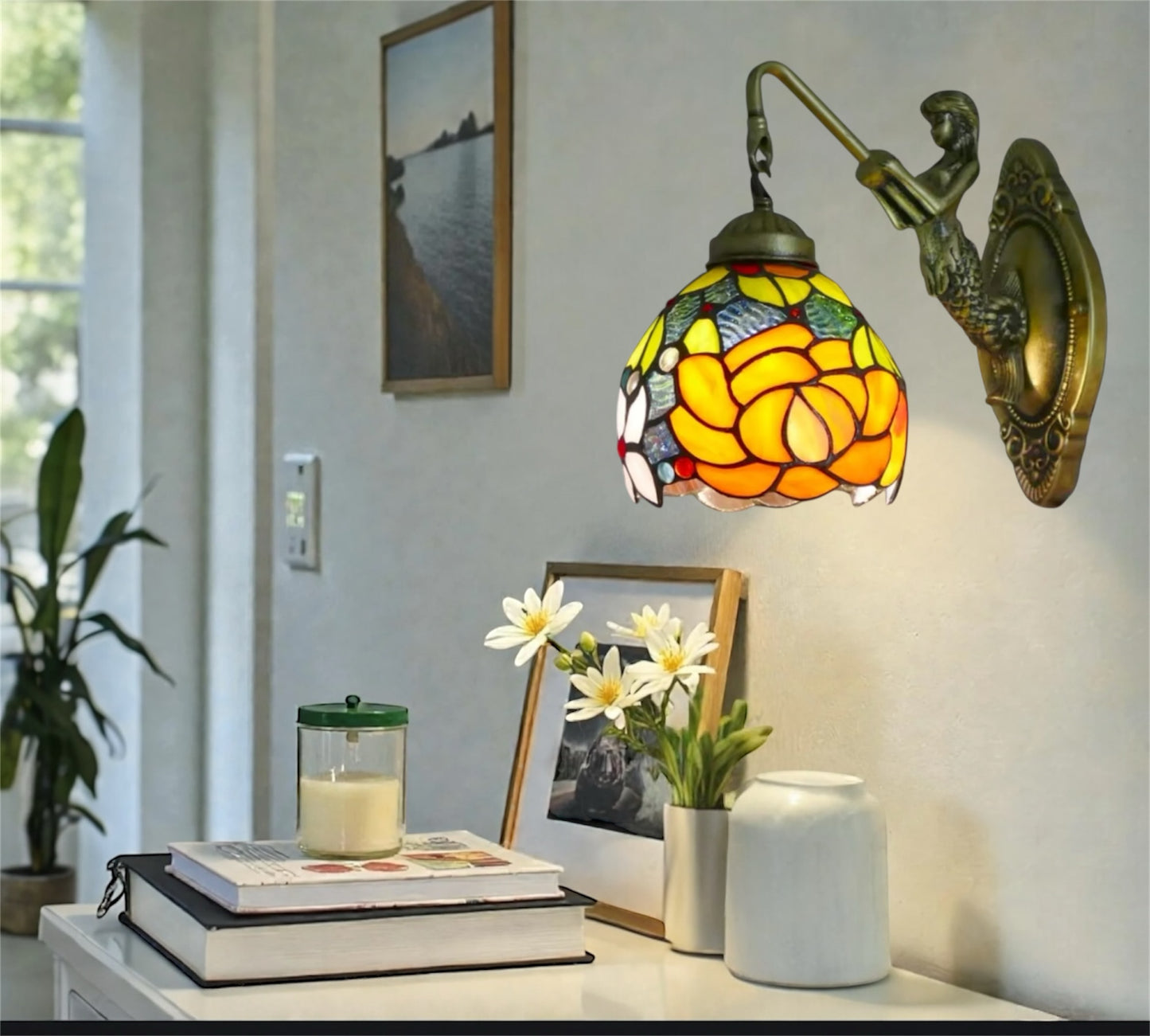 CDH Tiffany Wall Lights with 15cm Shade (15013Q)